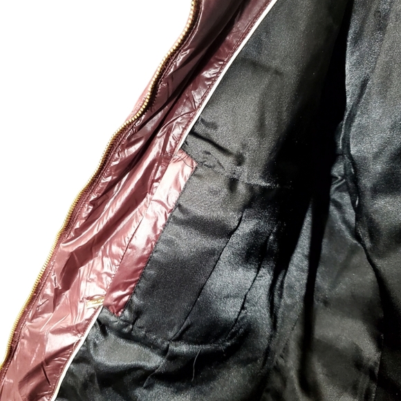 Calvin Klein Puffer Jacket Size Medium Burgundy/Maroon Lightweight Premium Down - Picture 7 of 15